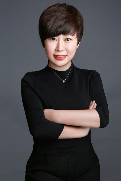 柴晶晶（销售总监）